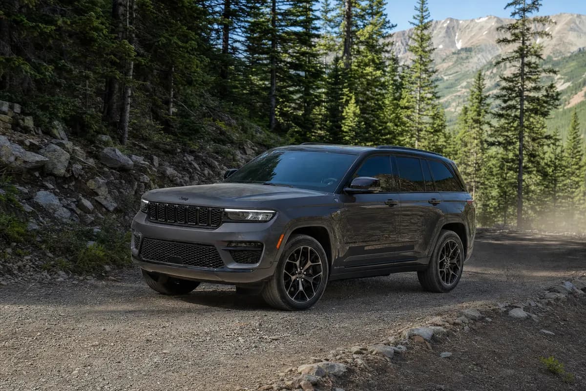 2026 Jeep Grand Cherokee First Drive Review: Have the Tech Updates, Refinement Tweaks, and Plug-In 4xe Improvements Finally Closed the Gap to the Mazda CX-70 and Toyota Land Cruiser?