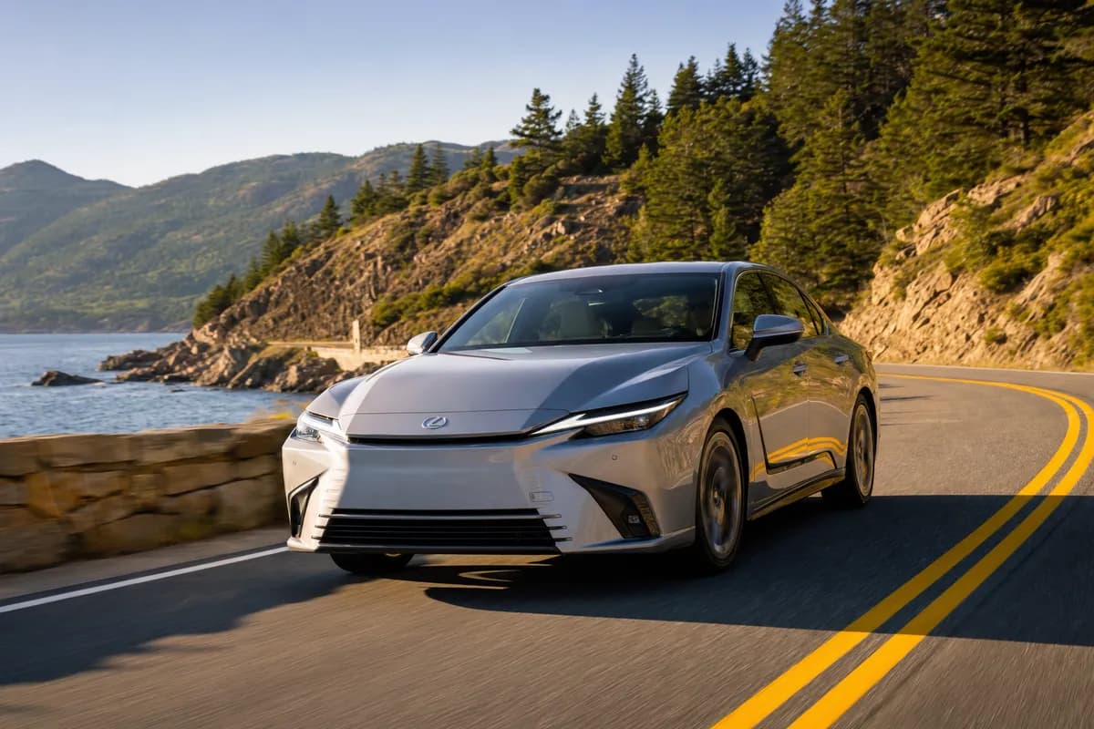 2026 Lexus ES Hybrid First Drive Review: Can Lexus’s Comfort-First Sedan and New Tech Finally Steal Buyers From the BMW 5 Series and Mercedes-Benz E-Class?