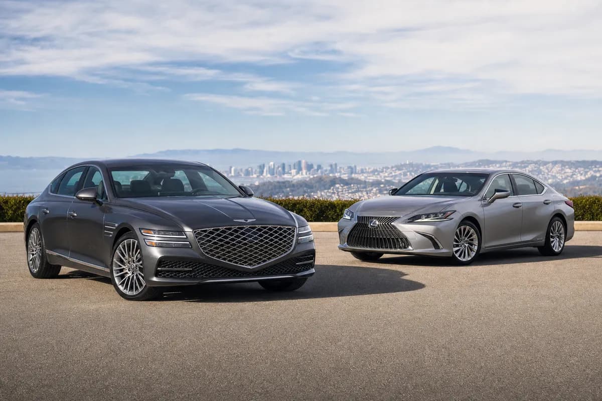 2025 Genesis G80 vs Lexus ES: Luxury Sedan Faceoff
