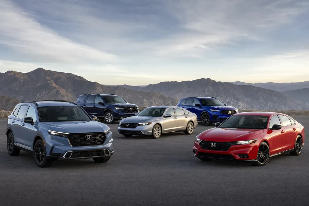 Honda’s First Annual Loss in 70 Years Sparks a Hybrid Pivot for 2026 and 2027: Which Civic, CR-V, Accord, Pilot, and Acura Models Benefit, What Happens to EV Rollout Plans, and What U.S. Buyers Should Watch Next