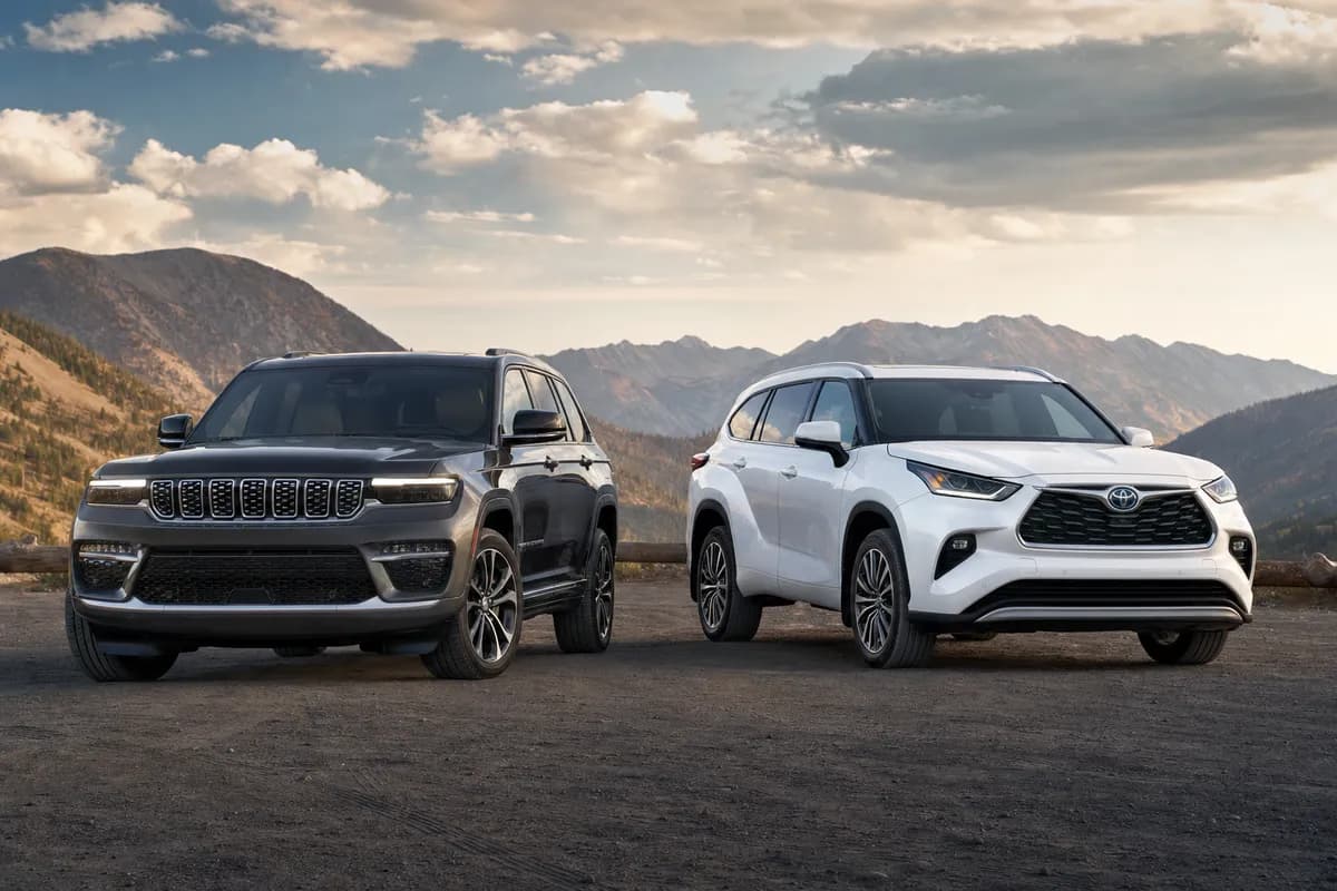 2025 Jeep Grand Cherokee L vs Toyota Highlander: Three-Row SUV Comparison