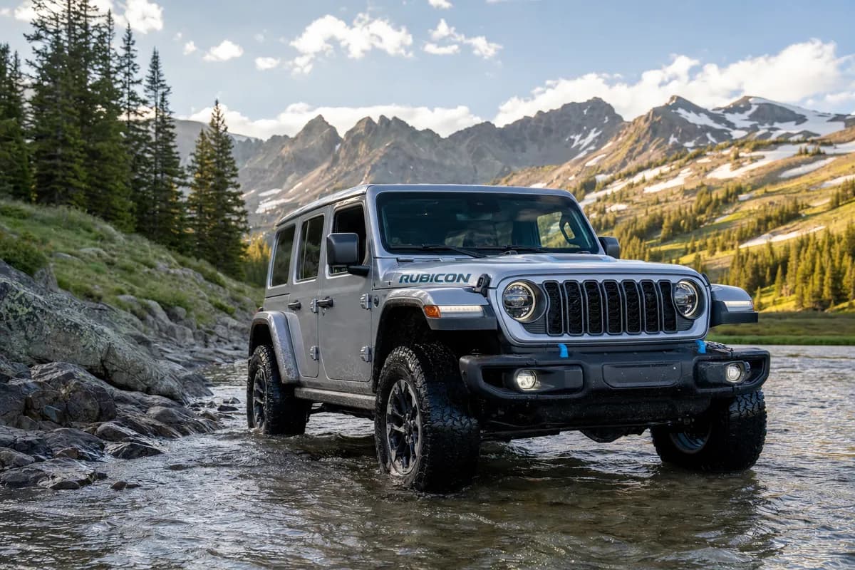2025 Jeep Wrangler 4xe Review: Plug-In Hybrid Adventure Capabilities