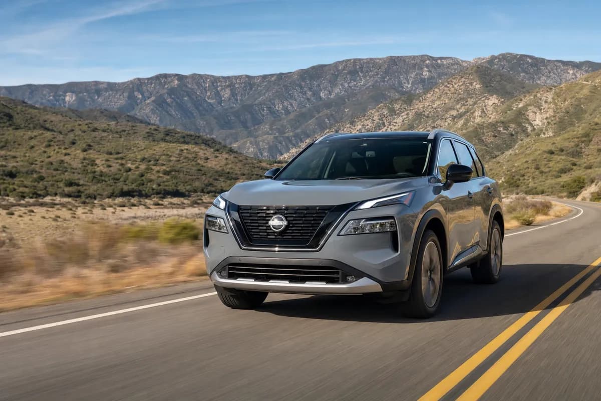 2024 Nissan Rogue Review: A Compact SUV with Big-Car Features?