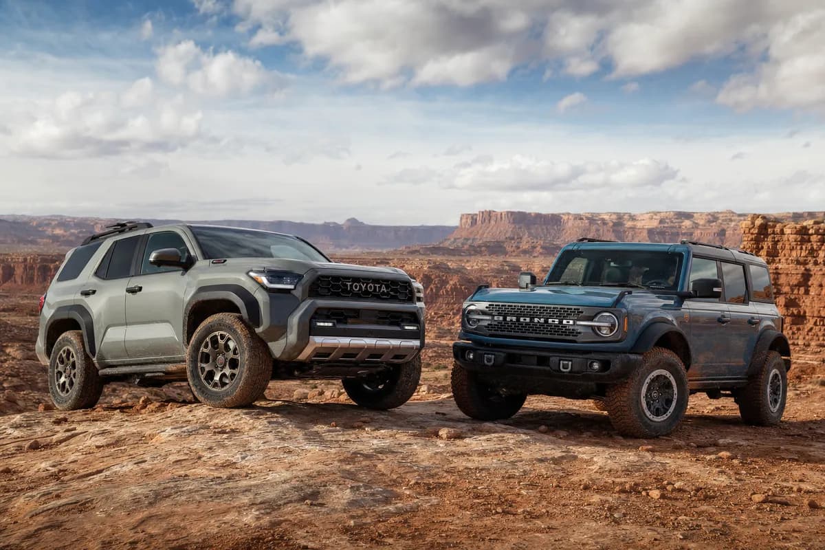2025 Toyota 4Runner vs Ford Bronco: Off-Road SUV Legends Revisited