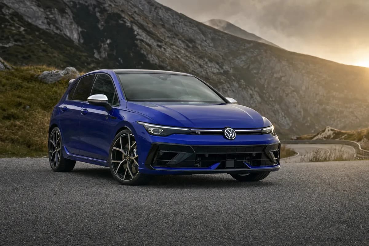 2025 Volkswagen Golf R Review: Is It the Hot Hatch for Enthusiasts?