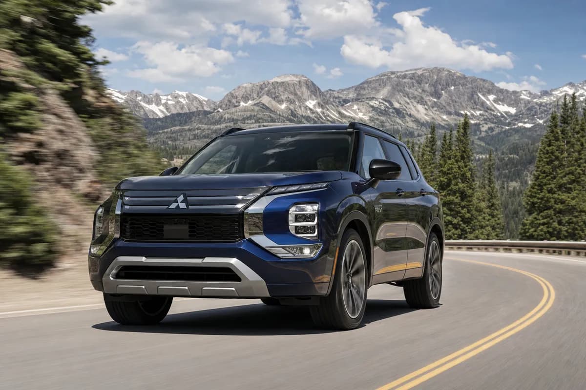 2026 Mitsubishi Outlander PHEV First Drive Review: Can the Updated Plug-In Family SUV Beat the Toyota RAV4 Prime, Mazda CX-70 PHEV, and Kia Sorento PHEV on Range, Ride Quality, and Real-World Value?